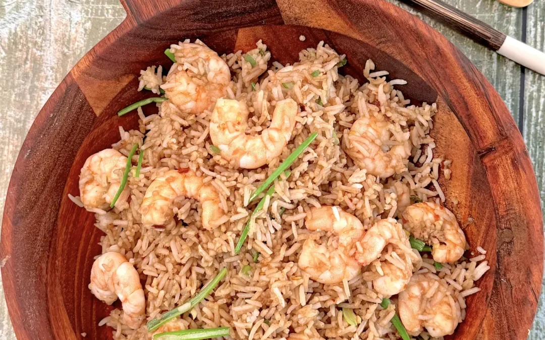 Riz frit aux crevettes et au piment